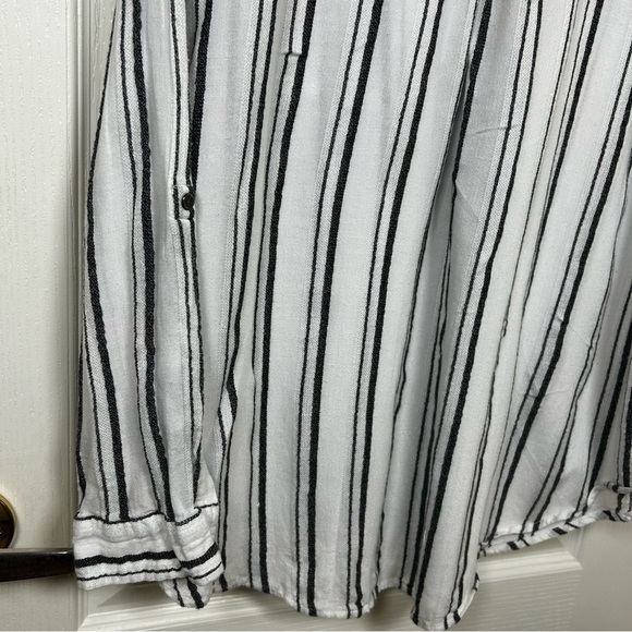 Lucky Brand Womens Size 1X Striped Long Sleeve Button Up Shirt - Picture 6 of 7